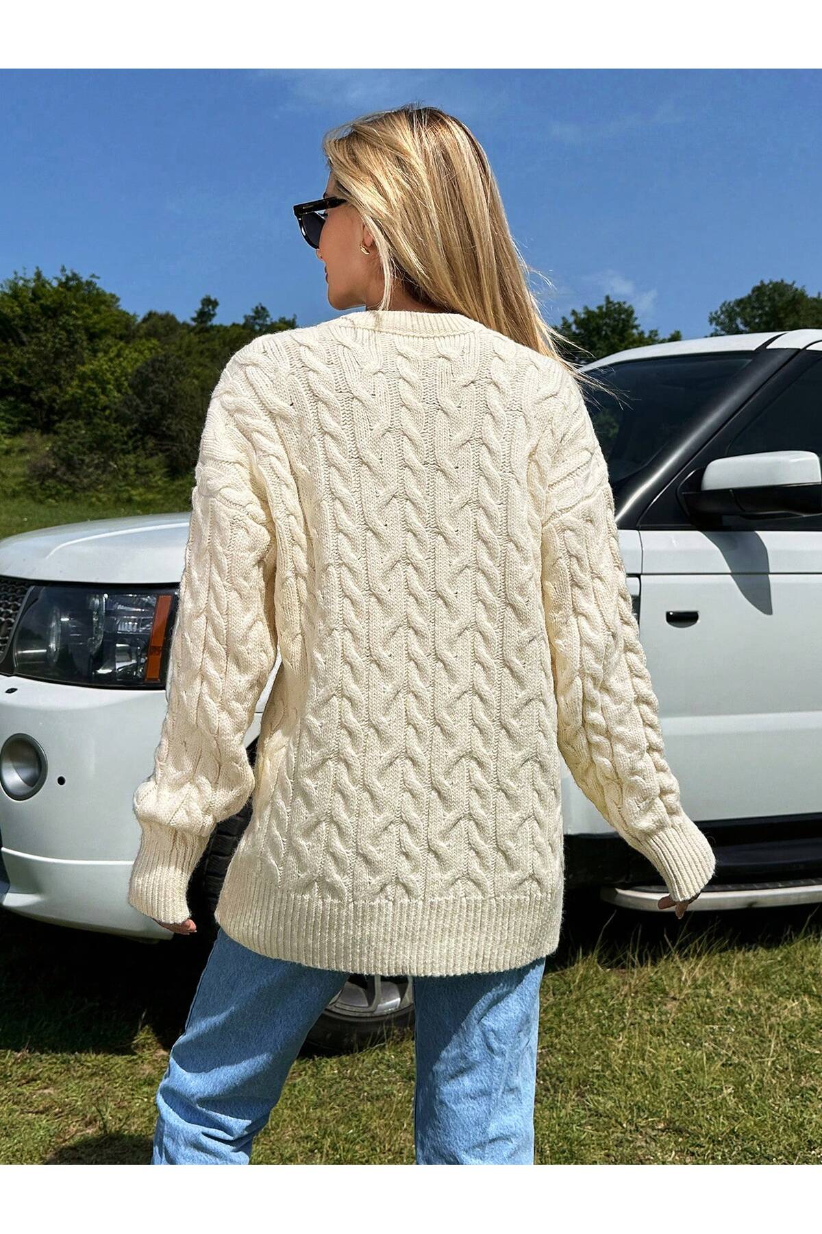 https://cdn.dsmcdn.com/ty1464/product/media/images/prod/QC/20240806/17/ae918dd5-b0f2-3bca-8abe-e8fcd890b5aa/1_org_zoom.jpg