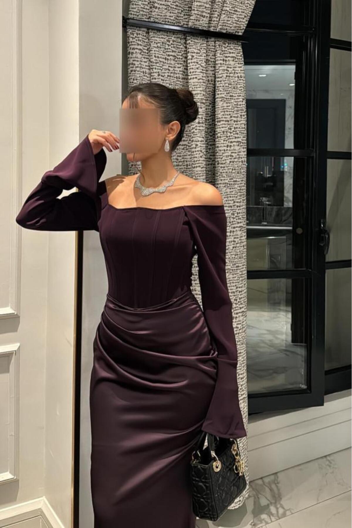 https://cdn.dsmcdn.com/ty1802/prod/QC_PREP/20251220/16/3856e9c3-975c-3116-a5f7-f996b2bc7087/1_org_zoom.jpg