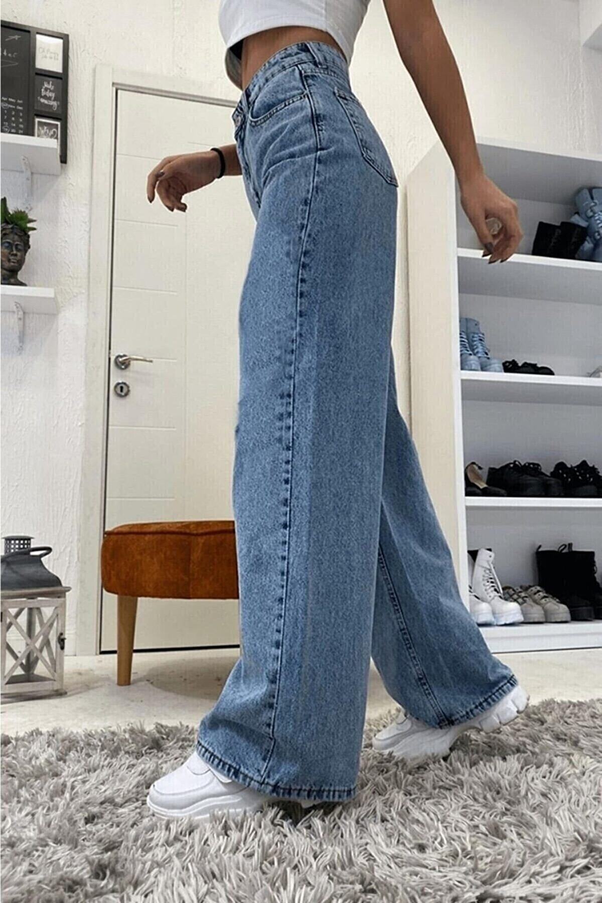 https://cdn.dsmcdn.com/ty1141/product/media/images/prod/SPM/PIM/20240121/15/c801aae8-9d83-3c7b-8b27-1774d83ab788/1_org_zoom.jpg