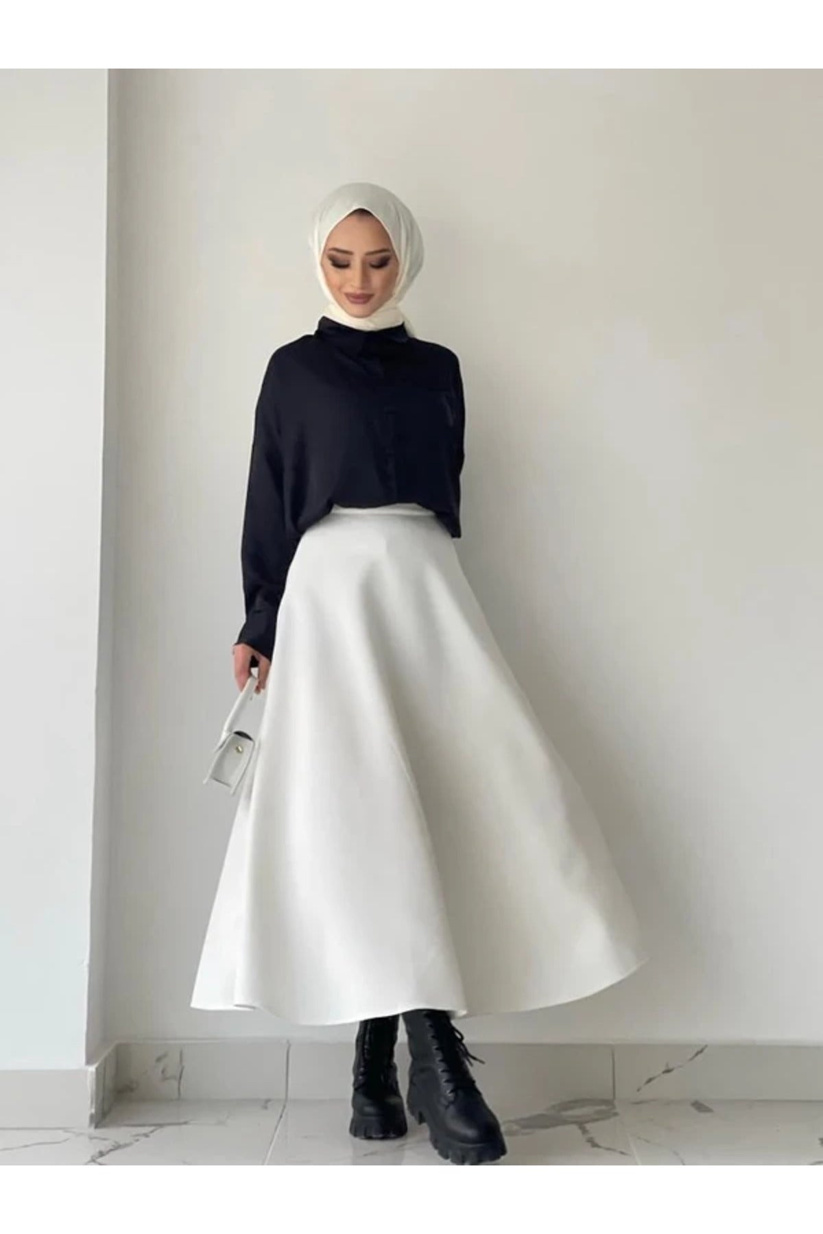 https://cdn.dsmcdn.com/ty1533/product/media/images/prod/QC/20240909/21/67d424eb-da29-324e-88bb-33932f4d3493/1_org_zoom.jpg