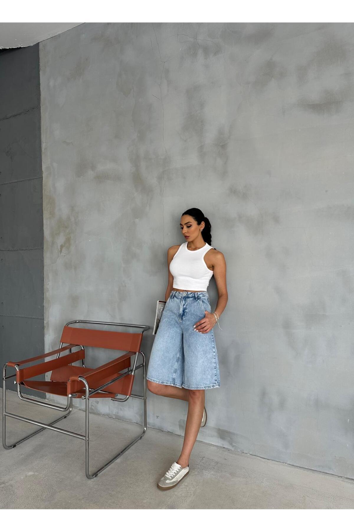 https://cdn.dsmcdn.com/ty1666/prod/QC/20250417/18/516e1f3f-7793-39bf-8be8-4b196effba38/1_org_zoom.jpg