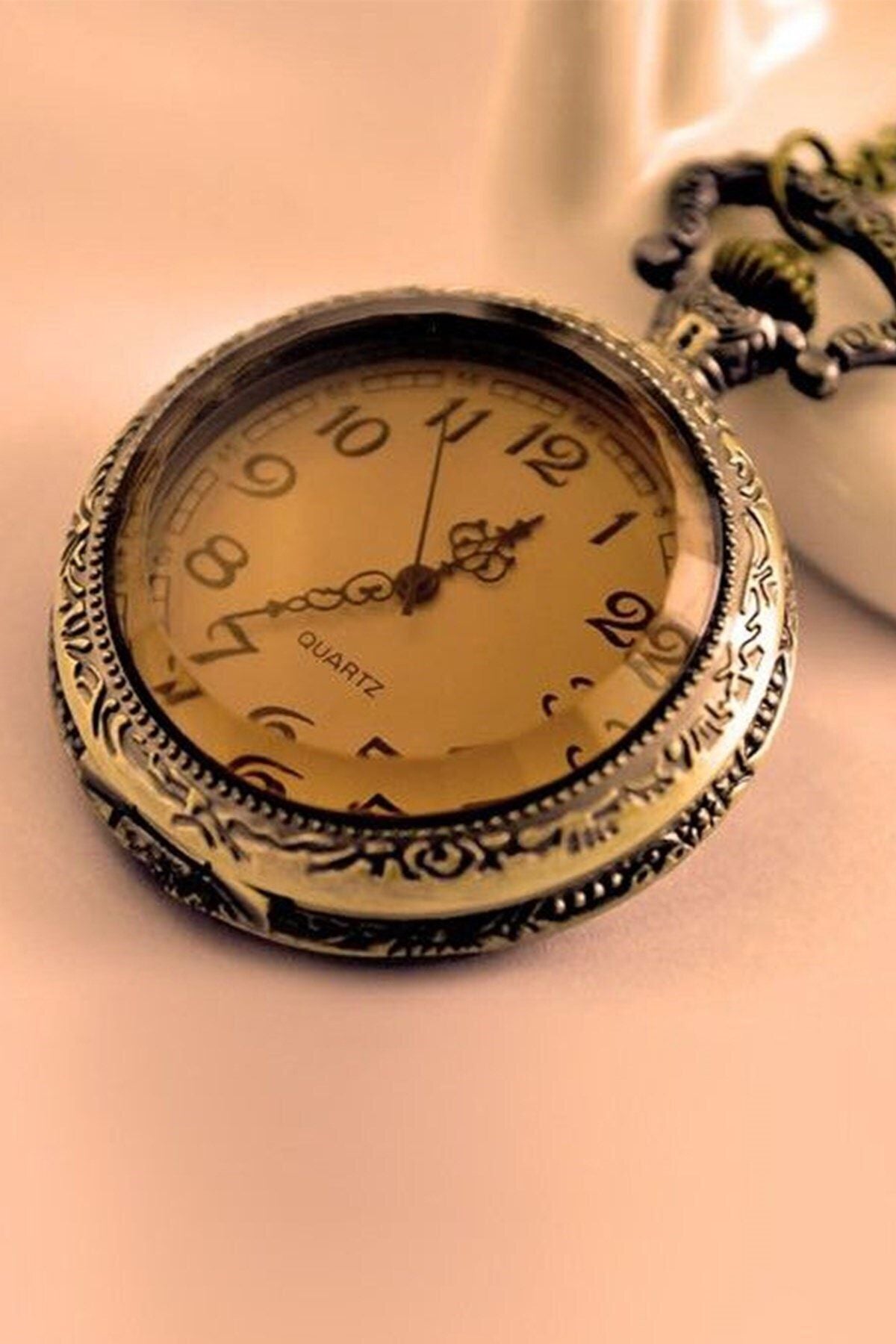 https://cdn.dsmcdn.com/ty1381/product/media/images/prod/QC/20240610/12/38006c85-4965-3783-a89f-44d96e00f40d/1_org_zoom.jpg