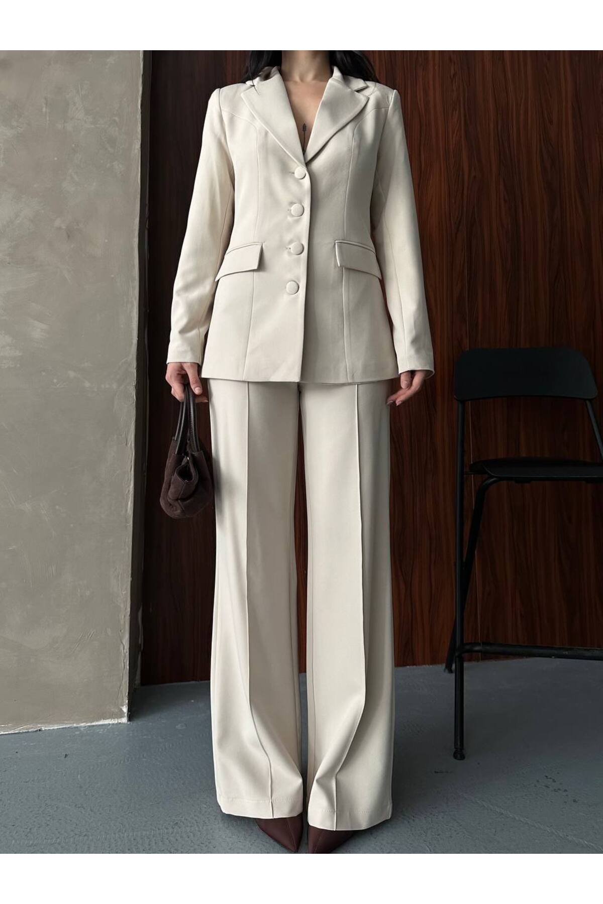 https://cdn.dsmcdn.com/ty1805/prod/QC_PREP/20251228/16/7f97d7e0-dc10-30e1-91a5-e66302042f4e/1_org_zoom.jpg