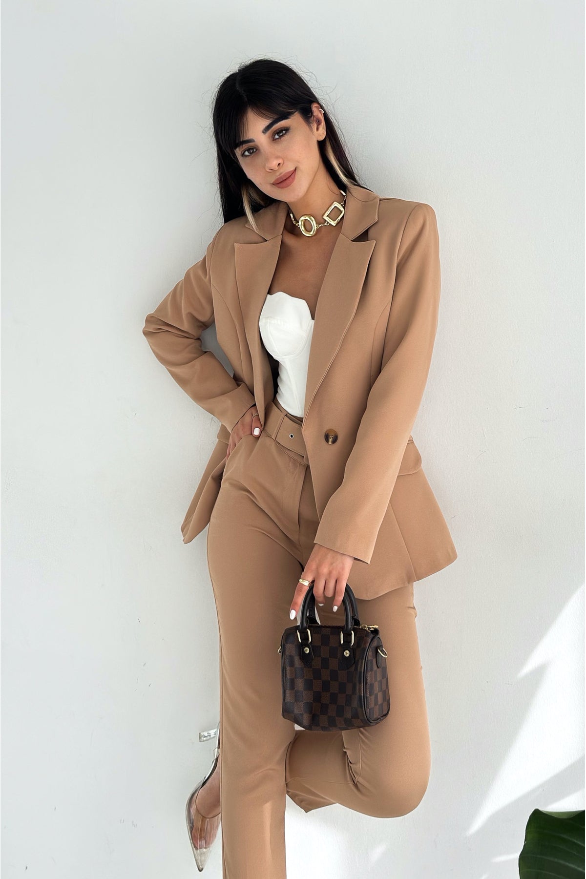 https://cdn.dsmcdn.com/ty1024/product/media/images/prod/SPM/PIM/20231025/19/d3cc037a-c129-3864-bda3-5d014d054ee3/1_org_zoom.jpg