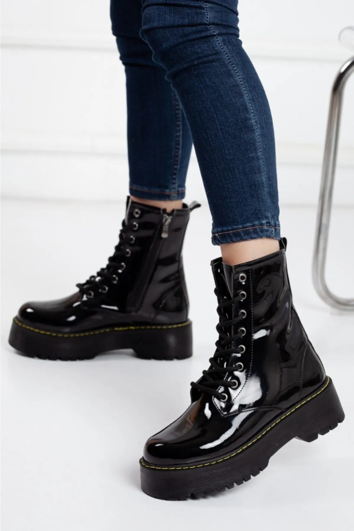 https://cdn.dsmcdn.com/ty1501/product/media/images/prod/QC/20240824/19/a89e1211-37cf-3a84-8b62-a5e19bb49028/1_org_zoom.jpg