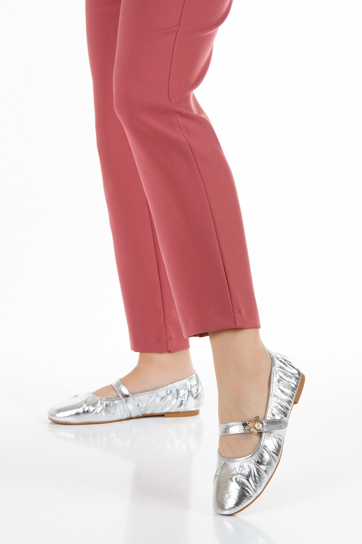 https://cdn.dsmcdn.com/ty1786/prod/QC_PREP/20251108/22/668fd8d1-67b6-3f64-bb58-e6059f17cfbf/1_org_zoom.jpg