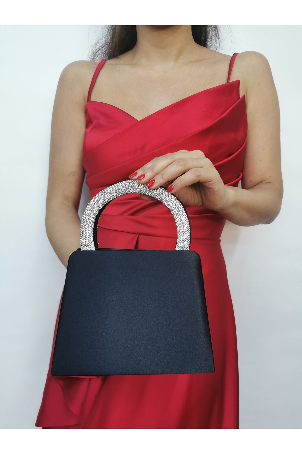 https://cdn.dsmcdn.com/ty1554/product/media/images/ty1551/prod/QC/20240917/21/903d0b1b-a2c1-3b31-a2f4-9252d555c9a5/1_org_zoom.jpg