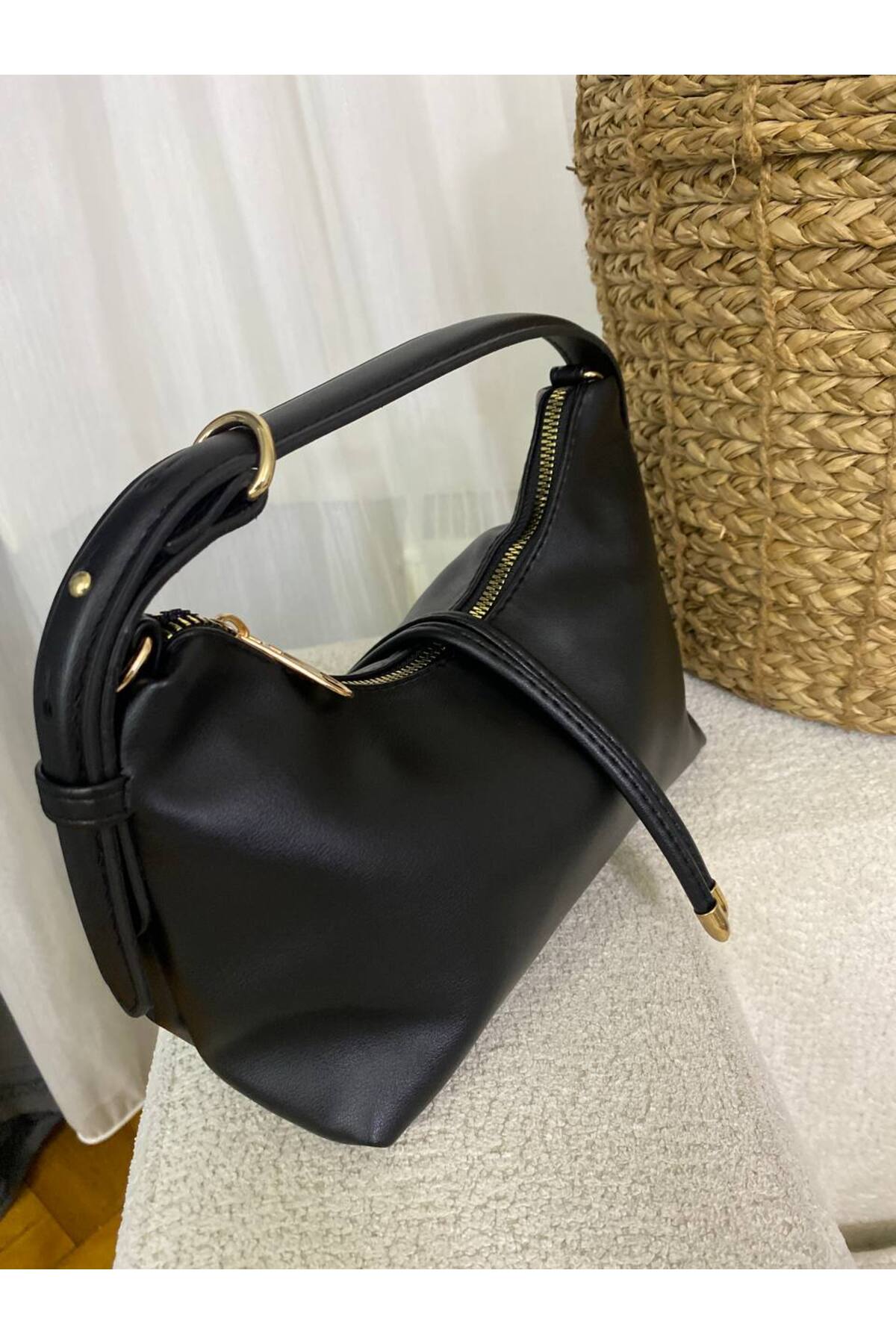 https://cdn.dsmcdn.com/ty1818/prod/QC_PREP/20260131/23/5ca82f55-64a6-3c77-b344-b3f68ff3a6d1/1_org_zoom.jpg