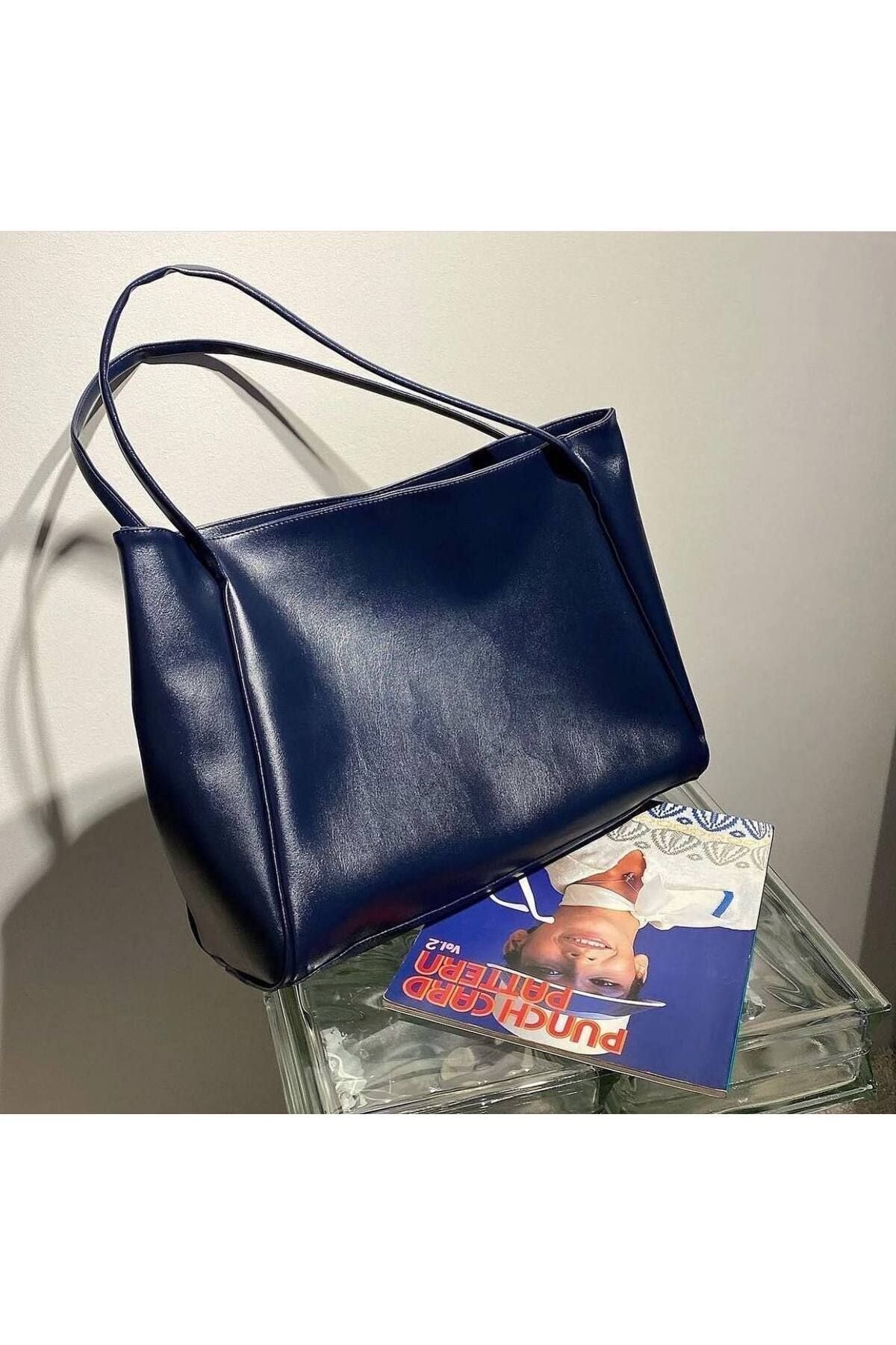 https://cdn.dsmcdn.com/ty1525/product/media/images/prod/QC/20240905/00/2a3f14dd-115b-367c-bbce-9bca62ba51a1/1_org_zoom.jpg
