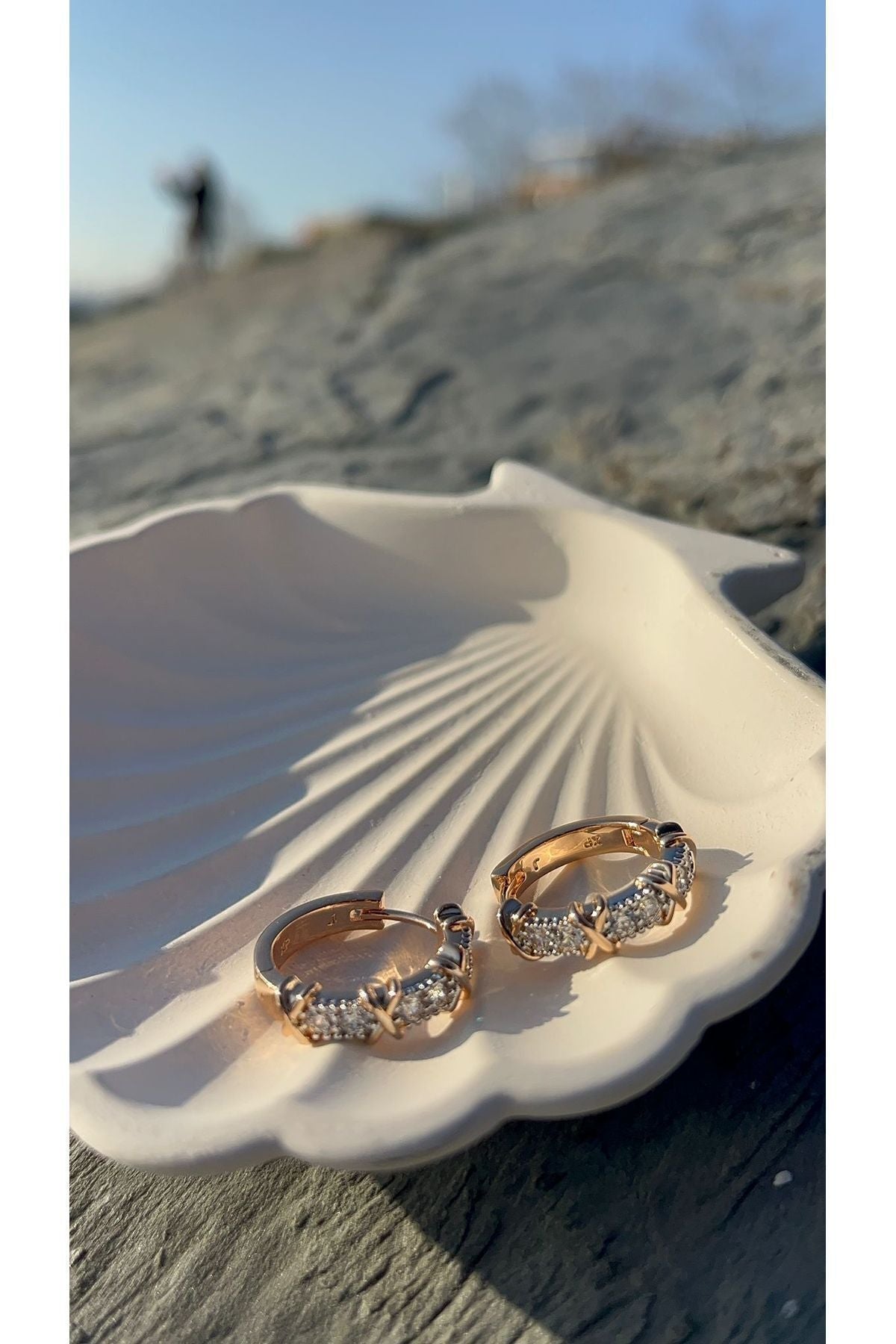 https://cdn.dsmcdn.com/ty1424/product/media/images/prod/QC/20240716/07/f665ab2e-5f60-3bed-95cf-23cb7bcf9e7f/1_org_zoom.jpg