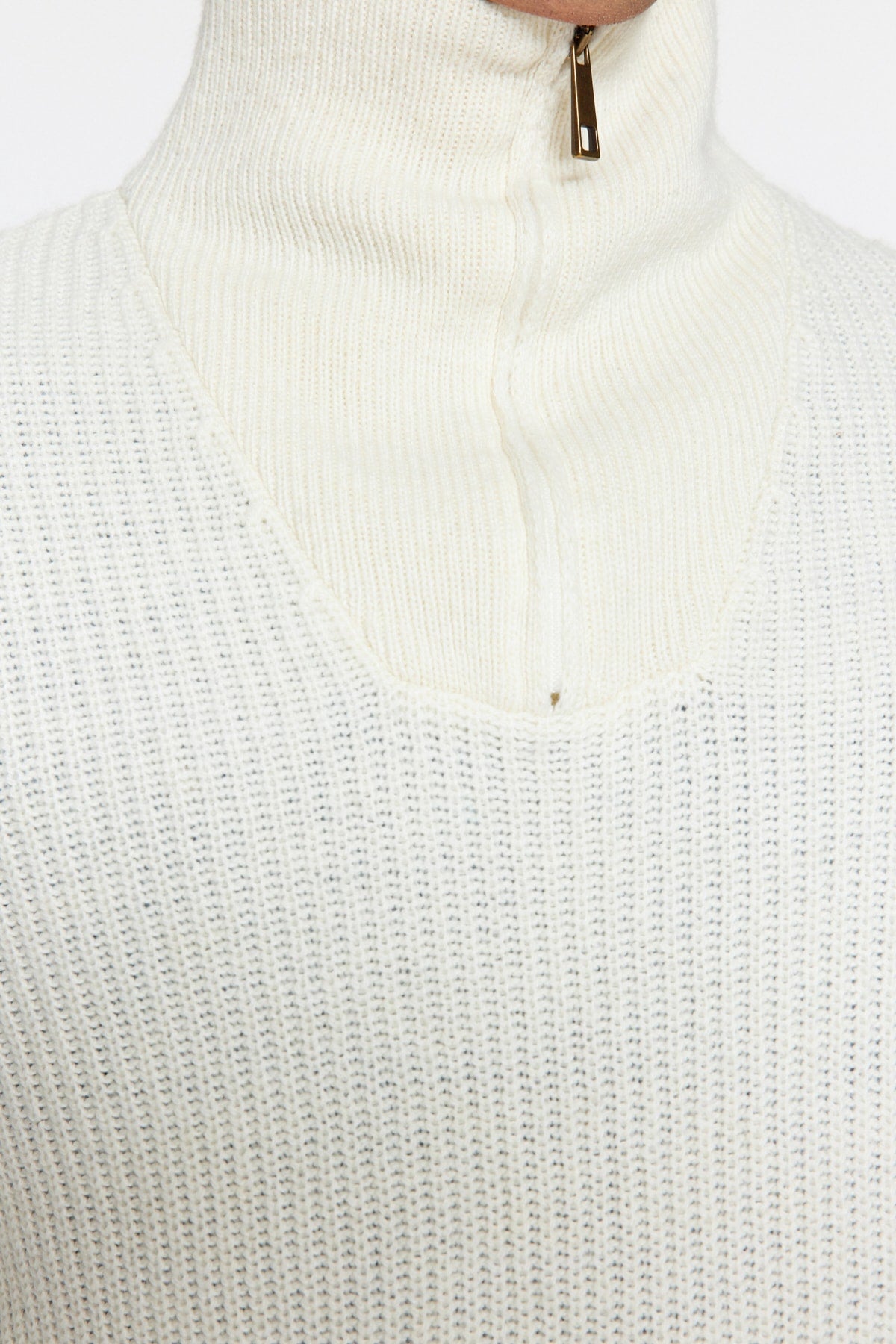 https://cdn.dsmcdn.com/ty973/product/media/images/20230727/9/397158233/865044858/3/3_org_zoom.jpg